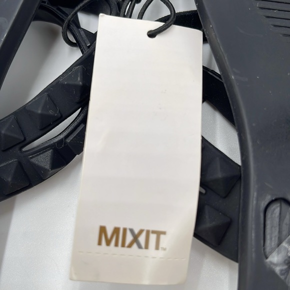 NWT Mixit Women’s Black Jelly Flip-Flops - Size 8 - Picture 6 of 7
